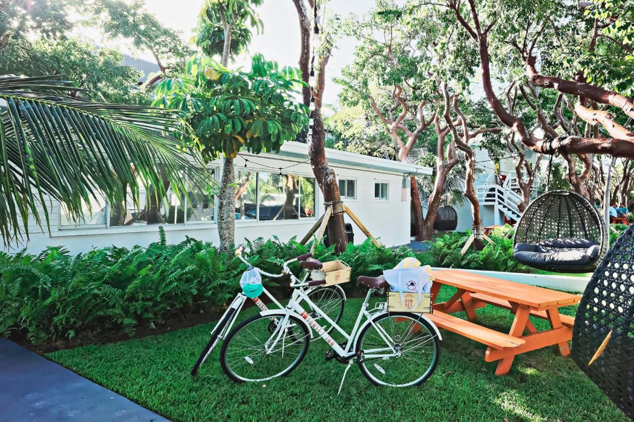 Sunset Inn Islamorada Exterior photo
