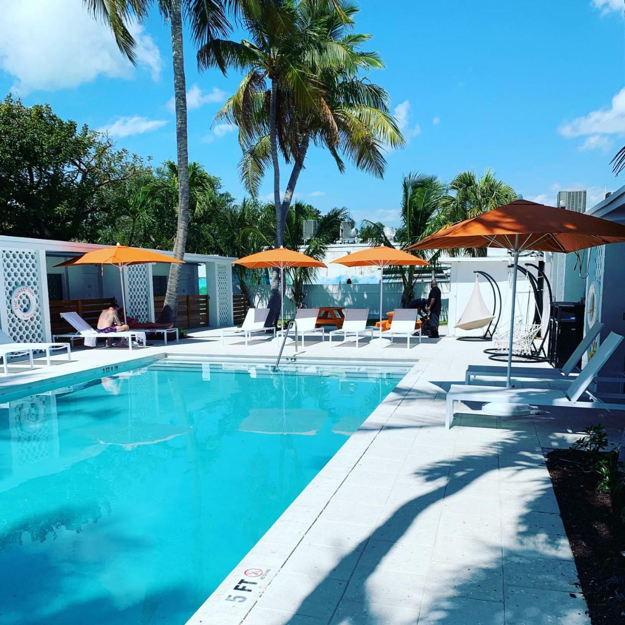 Sunset Inn Islamorada Exterior photo